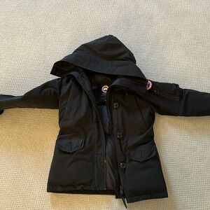 Women’s Canada Goose Jacket Waist Length